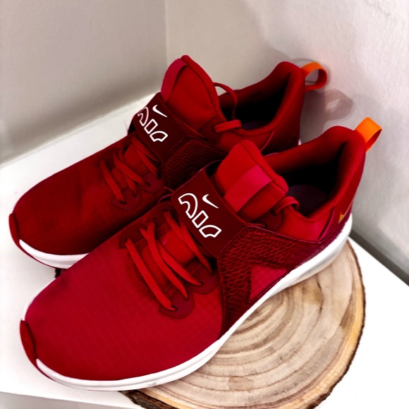 Nike Air Max Bella TR 5, Women's Sneakers Deep Pink Sz 6 Like New - Picture 9 of 16